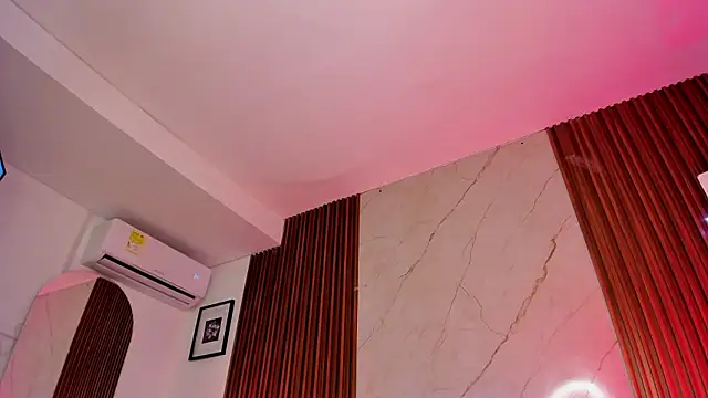 Emiilycollins online show from 12.07.24