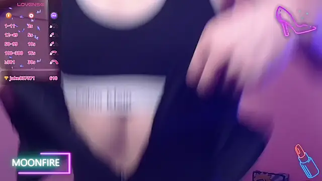 Snapshot of moonfiredancer chatting on 11.21.25 moonfiredancer online show from 11.21.25