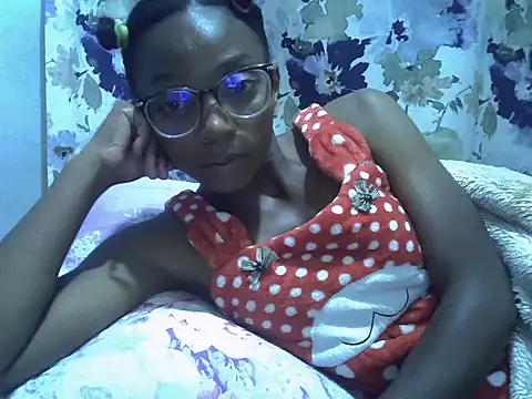 ElianeHot online show from 04.12.26