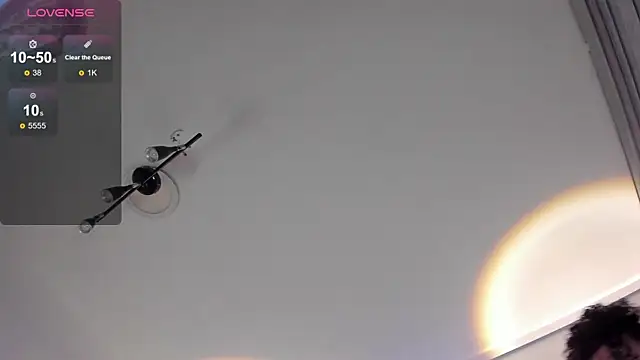 LIZ HOLMES online show from 09.12.25