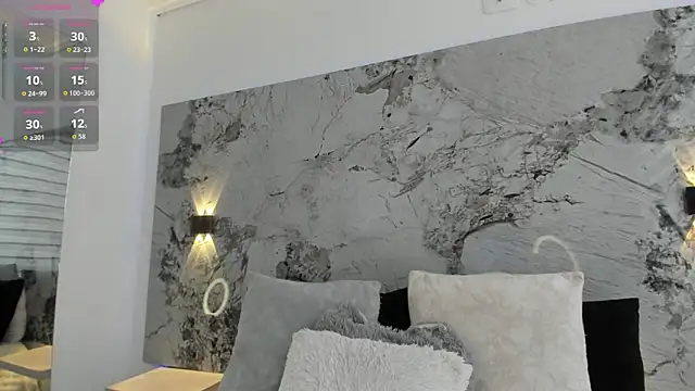 LIZ HOLMES online show from 11.13.25