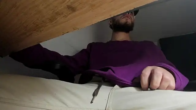 s sven03 online show from 12.24.24