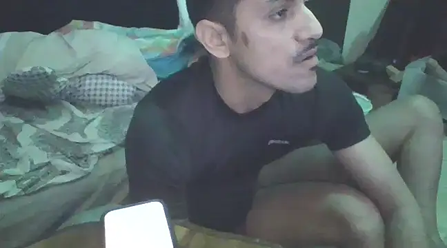 Snapshot of kevinbolena chatting on 01.07.25 kevinbolena online show from 01.07.25