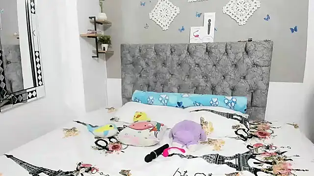 Alejandra evanss online show from 12.14.24