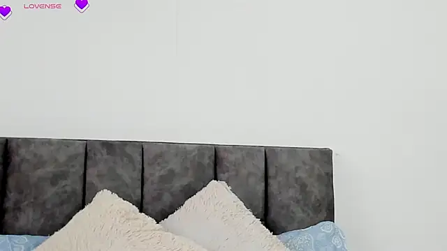 VeronicaTonu online show from 02.24.25