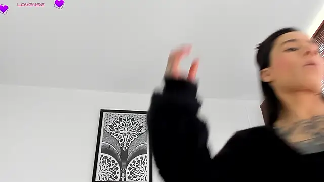 VeronicaTonu online show from 02.02.26