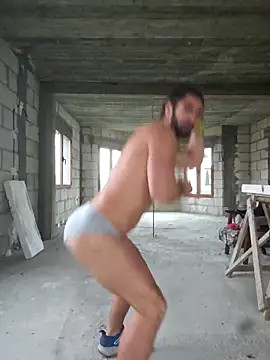 Snapshot of Mariusvidican chatting on 10.28.25 Mariusvidican online show from 10.28.25