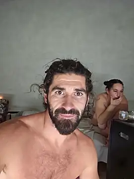 Snapshot of Mariusvidican chatting on 10.29.25 Mariusvidican online show from 10.29.25