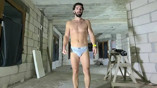 Snapshot of Mariusvidican chatting on 11.30.25 Mariusvidican online show from 11.30.25