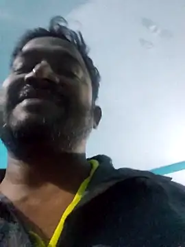 Snapshot of rabikumar1900 chatting on 12.21.25 rabikumar1900 online show from 12.21.25