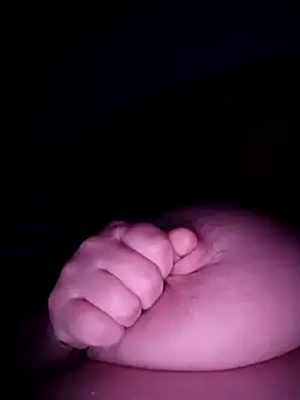 Snapshot of poussychats chatting on 02.07.25 poussychats online show from 02.07.25