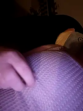 Snapshot of poussychats chatting on 02.14.25 poussychats online show from 02.14.25