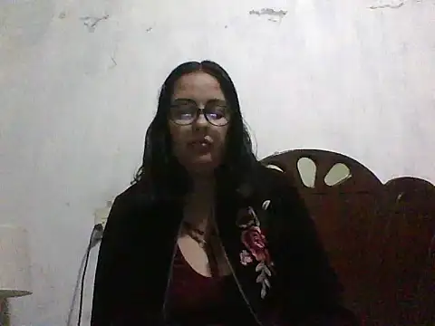 Samanthat33 online show from 12.29.24