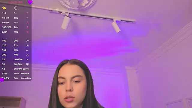 Snapshot of Aleejaa__ chatting on 06.06.26 Aleejaa online show from 06.06.26