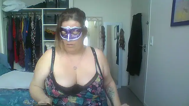 Snapshot of blueblush chatting on 02.20.25 blueblush online show from 02.20.25