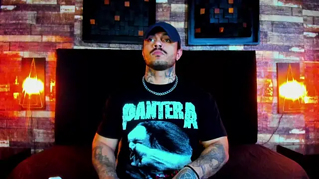 Van Velckan online show from 02.21.25