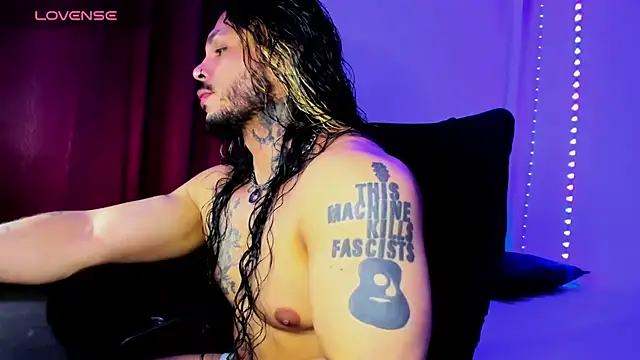 Van Velckan online show from 10.03.25