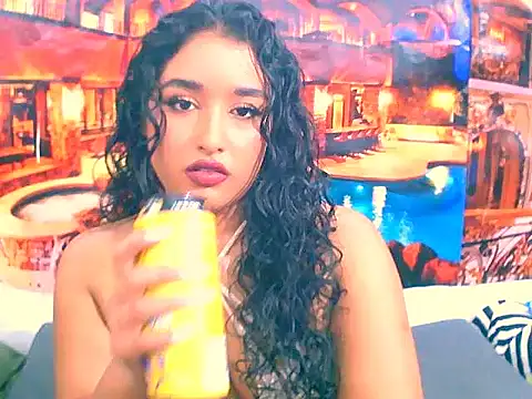 Snapshot of IndianAngel4u chatting on 11.24.25 IndianAngel4u online show from 11.24.25