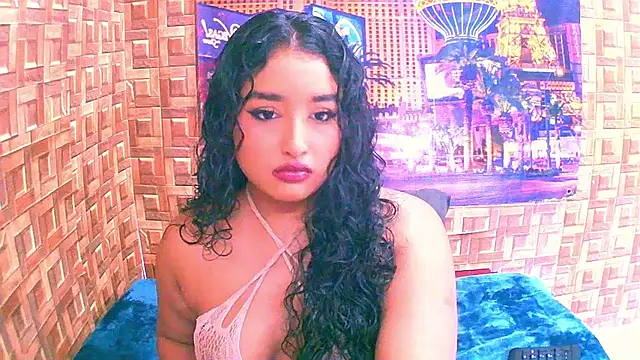 Snapshot of IndianAngel4u chatting on 02.20.26 IndianAngel4u online show from 02.20.26