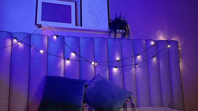 alaia-rogers online show from 11.18.25