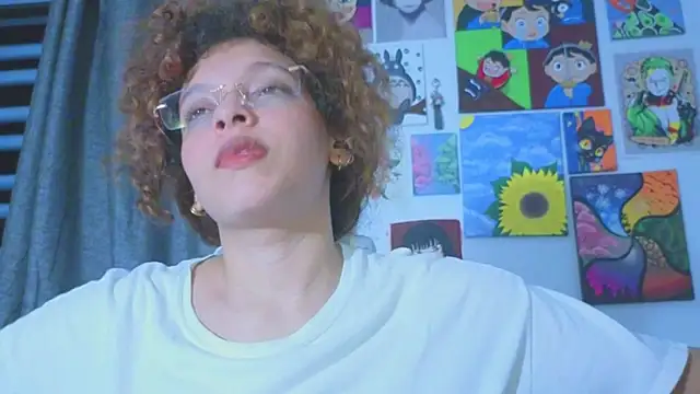 Snapshot of Ada_gales_ chatting on 07.14.26 Ada gales online show from 07.14.26