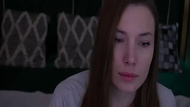 Snapshot of IceDanielles chatting on 11.14.25 IceDanielles online show from 11.14.25