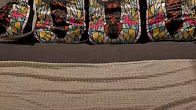 Snapshot of IceDanielles chatting on 11.27.25 IceDanielles online show from 11.27.25