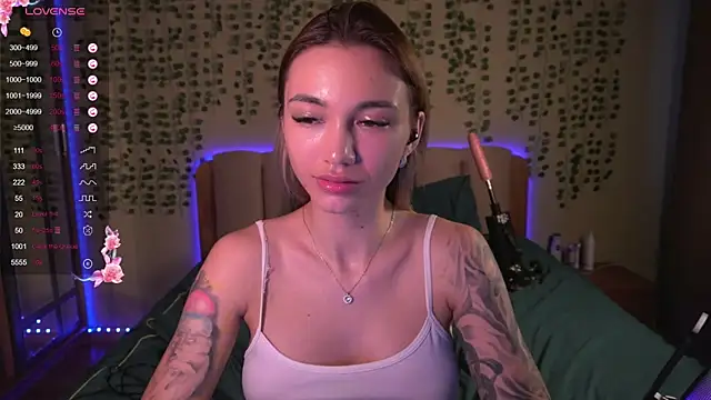 Teo Rose online show from 12.13.24