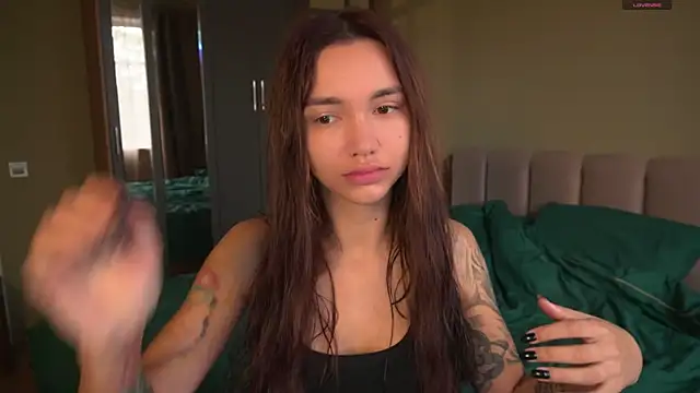 Teo Rose online show from 10.10.25