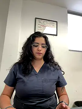 Snapshot of Ales_Kitten chatting on 10.04.25 Ales Kitten online show from 10.04.25