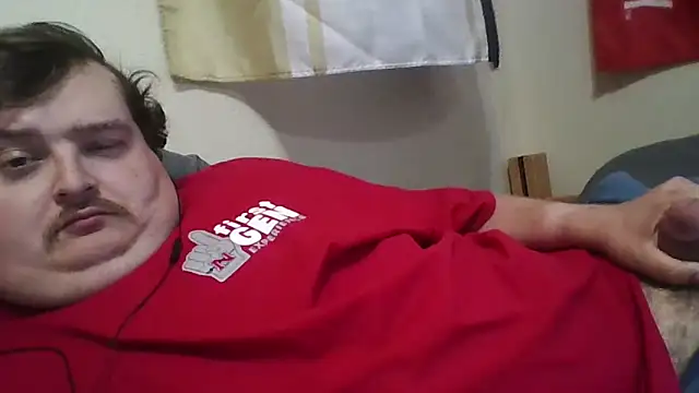 Snapshot of YelpedAverting chatting on 11.17.25 YelpedAverting online show from 11.17.25