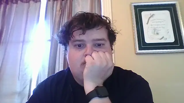 Snapshot of YelpedAverting chatting on 11.25.25 YelpedAverting online show from 11.25.25