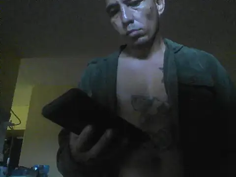 Snapshot of Bstokes671 chatting on 04.12.26 Bstokes671 online show from 04.12.26