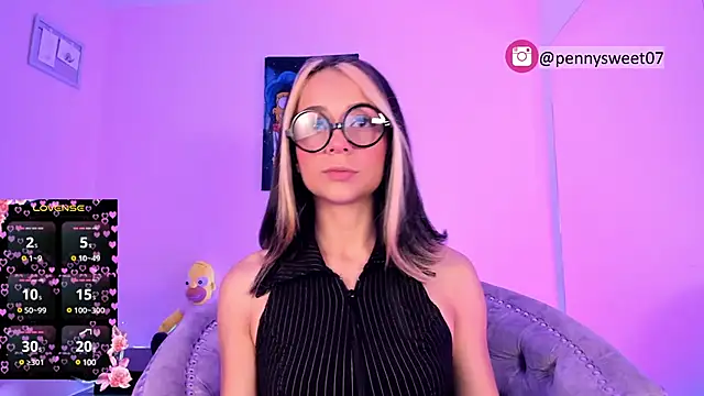 Snapshot of penny_sweett_ chatting on 03.02.25 penny sweett online show from 03.02.25