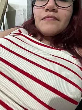 Snapshot of ZUCAAT chatting on 12.14.24 ZUCAAT online show from 12.14.24