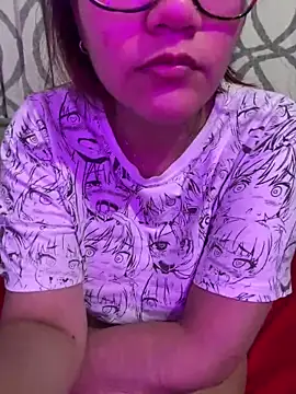 Snapshot of ZUCAAT chatting on 02.23.25 ZUCAAT online show from 02.23.25