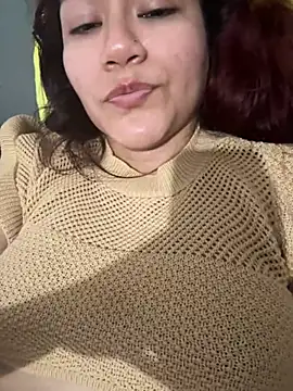 Snapshot of ZUCAAT chatting on 03.02.25 ZUCAAT online show from 03.02.25