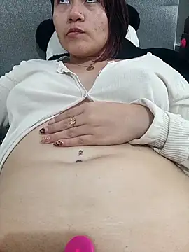 Snapshot of ZUCAAT chatting on 03.16.25 ZUCAAT online show from 03.16.25