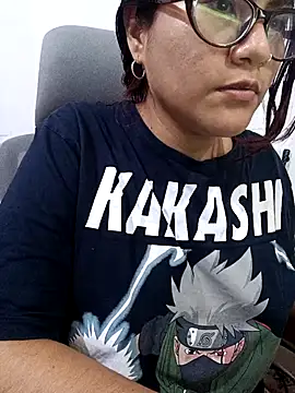 Snapshot of ZUCAAT chatting on 10.16.25 ZUCAAT online show from 10.16.25