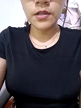 Snapshot of ZUCAAT chatting on 11.09.25 ZUCAAT online show from 11.09.25