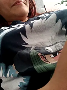 Snapshot of ZUCAAT chatting on 11.16.25 ZUCAAT online show from 11.16.25