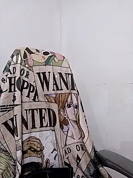 Snapshot of ZUCAAT chatting on 11.29.25 ZUCAAT online show from 11.29.25