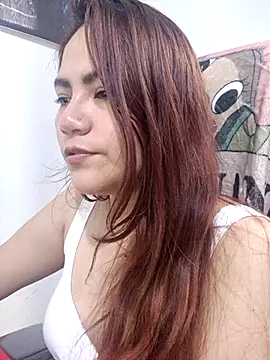 Snapshot of ZUCAAT chatting on 12.15.25 ZUCAAT online show from 12.15.25