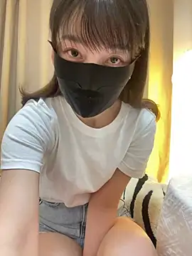 Snapshot of Annabody chatting on 02.09.25 Annabody online show from 02.09.25