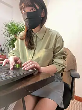 Snapshot of Annabody chatting on 02.25.25 Annabody online show from 02.25.25