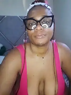 Snapshot of CocoBootyyy chatting on 03.09.25 CocoBootyyy online show from 03.09.25