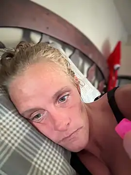 vixendoll87 online show from 03.18.25