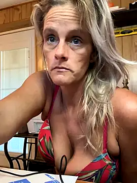 vixendoll87 online show from 11.04.25