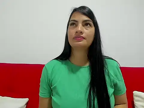 SamanthaBeke online show from 04.15.26