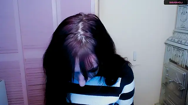 Snapshot of AmandaSell chatting on 01.19.25 AmandaSell online show from 01.19.25